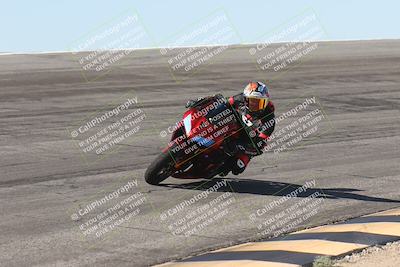 media/Oct-13-2025-Moto Forza (Mon) [[a66d839500]]/3-B Group/Session 2 (Bowl)/